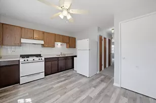 1140 E 81st St, Chicago, IL 60619 - Photo 13