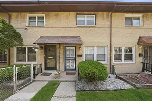 1140 E 81st St, Chicago, IL 60619 - Photo 1