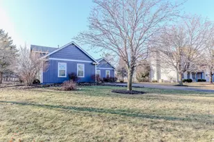 10215 Ridge Ln, Union, IL 60180 - Photo 3