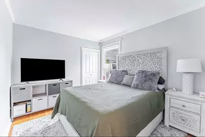 2130 N 75th Court, Elmwood Park, IL 60707 - Photo 21
