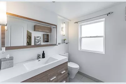 2130 N 75th Court, Elmwood Park, IL 60707 - Photo 15
