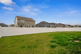 1167 Slade Rd, South Elgin, IL 60177 - Photo 31