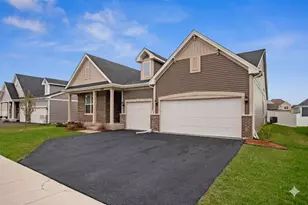 1167 Slade Rd, South Elgin, IL 60177 - Photo 3
