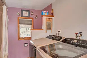 9137 Orchard Ln, Bridgeview, IL 60455 - Photo 11