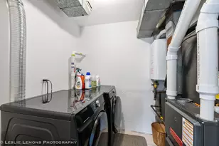 685 Milton Dr, Naperville, IL 60563 - Photo 17