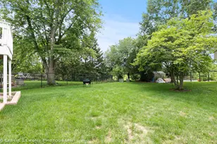 685 Milton Dr, Naperville, IL 60563 - Photo 19