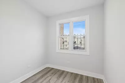 4044 W Kamerling Avenue #2, Chicago, IL 60651 - Photo 9