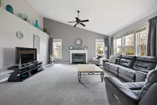 430 Clover Dr, Algonquin, IL 60102 - Photo 15