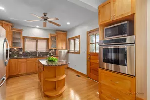 2720 N Beulah Ave, River Grove, IL 60171 - Photo 9