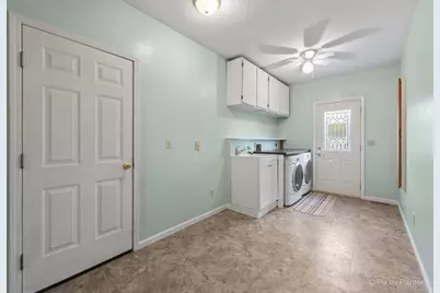 1045 Linda Lane, Lake Holiday, IL 60548 - Photo 25