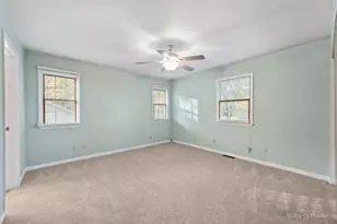 1045 Linda Ln, Lake Holiday, IL 60548 - Photo 39