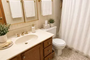 7110 W Cullom Ave, Norridge, IL 60706 - Photo 9