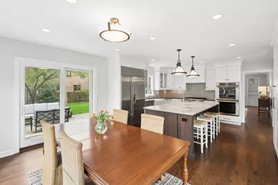 9515 Hamlin Avenue, Evanston, IL 60203 - Photo 11