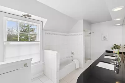 9515 Hamlin Avenue, Evanston, IL 60203 - Photo 23