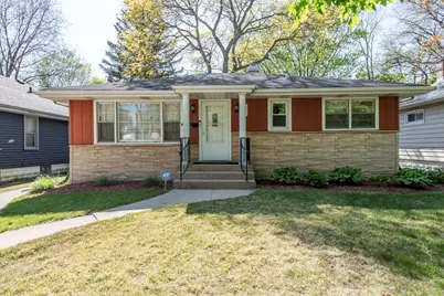 1316 N Ash Street, Waukegan, IL 60085 - Photo 1