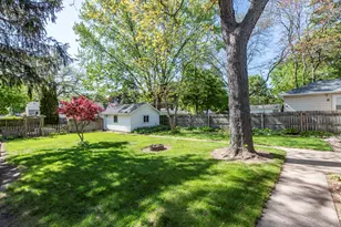 1316 N Ash St, Waukegan, IL 60085 - Photo 23