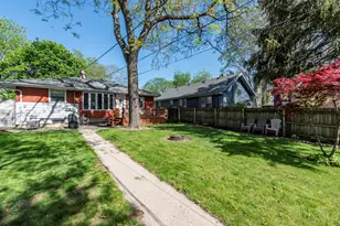 1316 N Ash St, Waukegan, IL 60085 - Photo 27