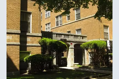 7522 N Hoyne Avenue #2N, Chicago, IL 60645 - Photo 1