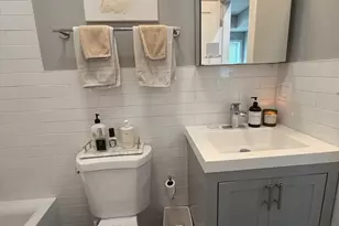 1472 W Erie St, Chicago, IL 60642 - Photo 3