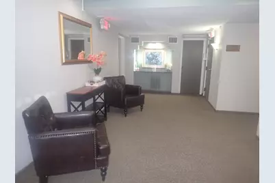 1127 S Old Wilke Road #101, Arlington Heights, IL 60005 - Photo 23