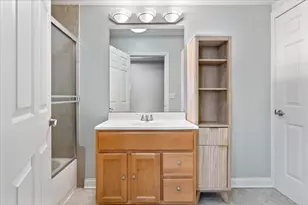 2307 W Haddon Ave, Chicago, IL 60622 - Photo 13