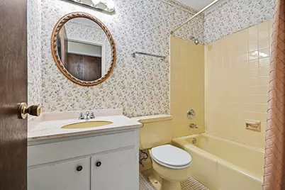 3941 Roslyn Road, Downers Grove, IL 60515 - Photo 15