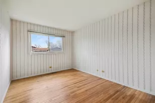 3941 Roslyn Rd, Downers Grove, IL 60515 - Photo 19