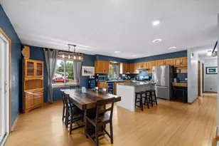 750 Forest Park Dr, Dixon, IL 61021 - Photo 9