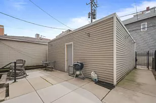 624 N May St, Chicago, IL 60642 - Photo 15