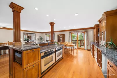 712 Westfield Drive, Saint Charles, IL 60174 - Photo 11