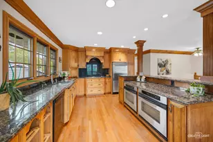 712 Westfield Dr, Saint Charles, IL 60174 - Photo 9