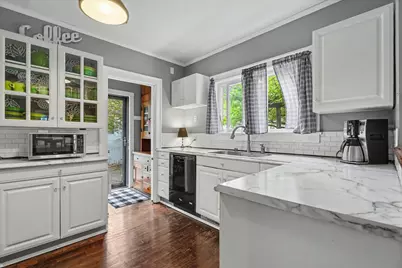 1104 W Green Street, Champaign, IL 61821 - Photo 11