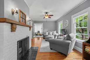 1104 W Green St, Champaign, IL 61821 - Photo 5
