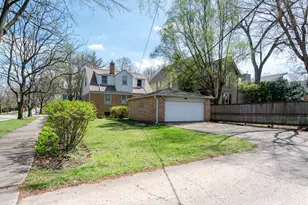 1744 Wesley Ave, Evanston, IL 60201 - Photo 31