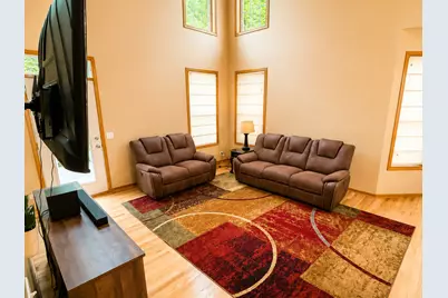 291 Jennifer Court, Gurnee, IL 60031 - Photo 3