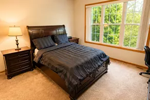 291 Jennifer Ct, Gurnee, IL 60031 - Photo 7