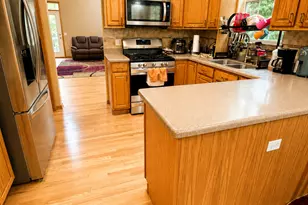 291 Jennifer Ct, Gurnee, IL 60031 - Photo 5