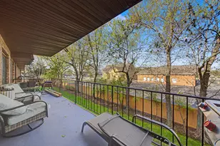 4050 Dundee Rd, Northbrook, IL 60062 - Photo 13