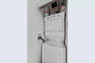 3646 W Wabansia Avenue, Chicago, IL 60647 - Photo 7