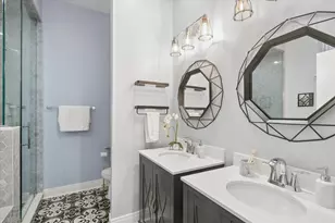 1543 W Sherwin Ave, Chicago, IL 60626 - Photo 11