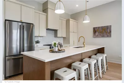5340 N Lincoln Avenue #303, Chicago, IL 60625 - Photo 3