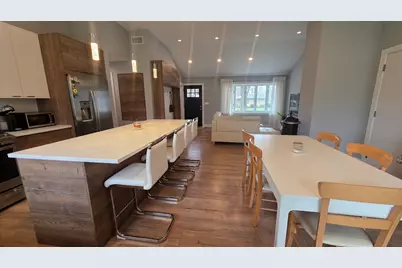 431 Springhill Drive, Roselle, IL 60172 - Photo 9