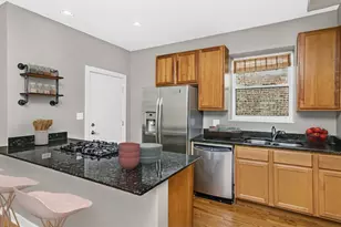 5623 N Wayne Ave, Chicago, IL 60660 - Photo 11