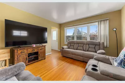 4026 Clarence Avenue, Stickney, IL 60402 - Photo 5