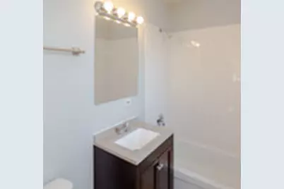 435 E Oakwood Boulevard #35, Chicago, IL 60653 - Photo 5