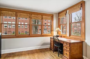 811 Clarence Ave, Oak Park, IL 60304 - Photo 5