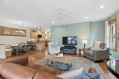 811 Clarence Avenue, Oak Park, IL 60304 - Photo 15