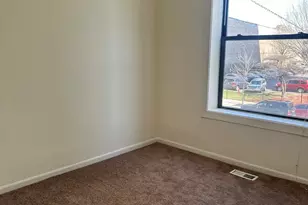 5826 N Broadway St, Chicago, IL 60660 - Photo 3