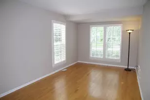 2723 Whitehall Ln, Naperville, IL 60564 - Photo 7