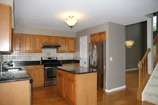 2723 Whitehall Ln, Naperville, IL 60564 - Photo 5